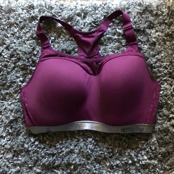 The Incredible Lightweight Max Victoria Sport Bra - Picture 4 of 7